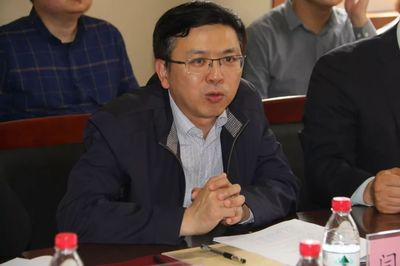 区委组织部常务副部长闫勇到泺源街道辖区医院召开高层次专家工作站建设工作座谈会